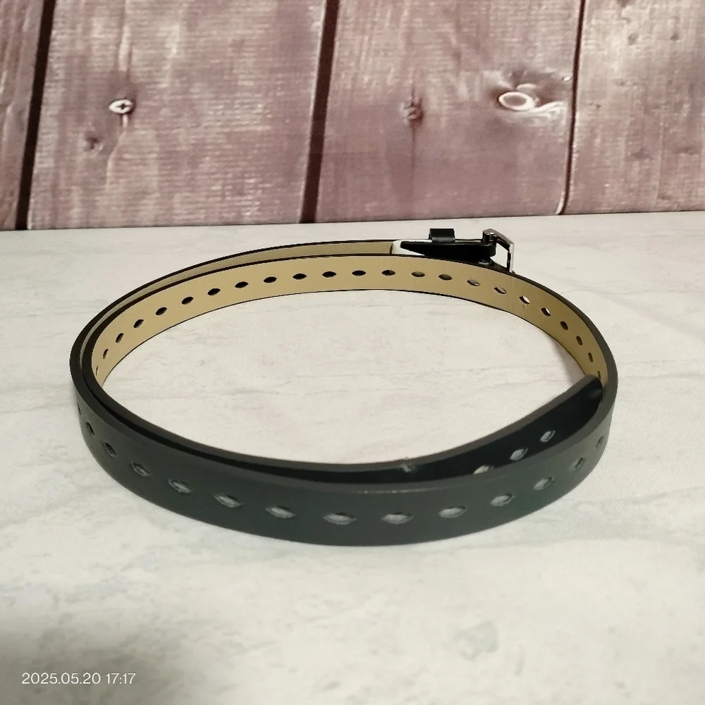 Steve Madden Sz Large Women's Black Belt Perforated Man Made Material Retro Work